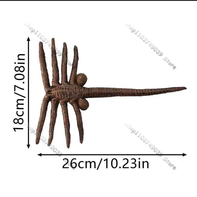 Alien Phone Holder, Creative Decorative Phone Holder Ornament Science Fiction Thriller Movie Facehugger Phone Holder Halloween.