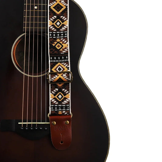 🎸 The Best Guitar Accessories Every Musician Needs