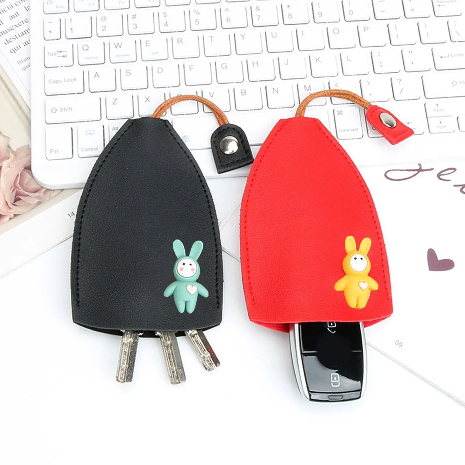 Cute Pull Out Key Case Cartoon Animals Rabbit Cat PU Leather Key Wallets Housekeepers Car Key Holder Case Leather Bag for Keys.